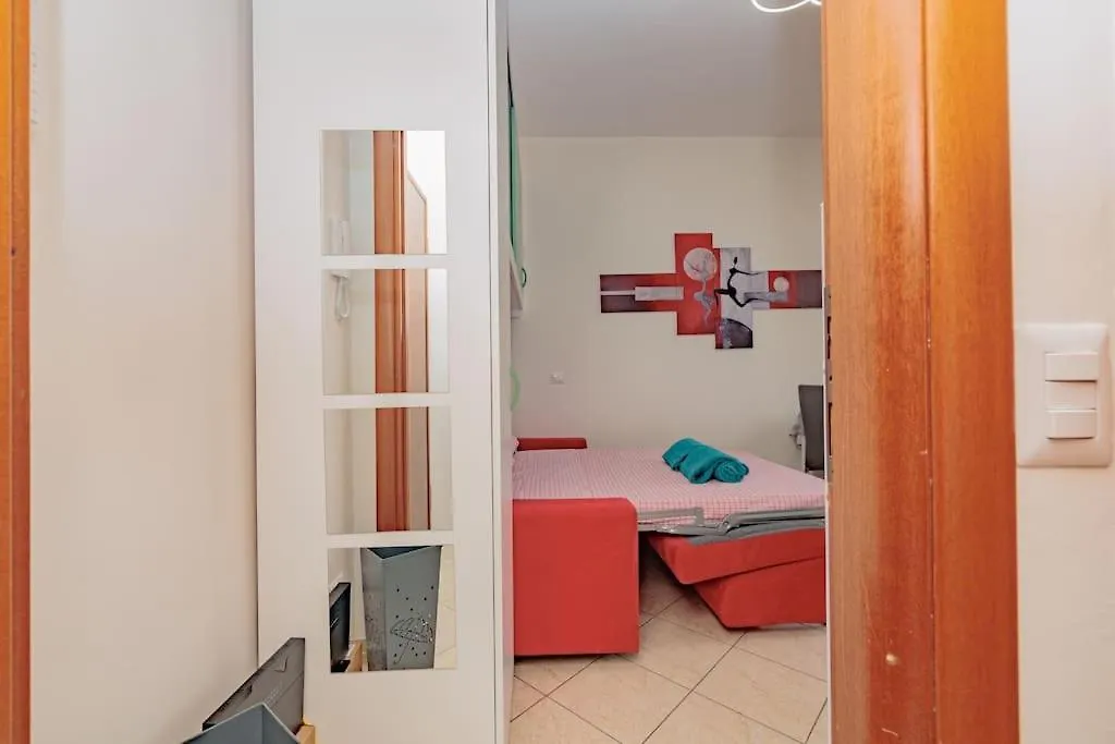 Lovely Apartment - 15 Minutes To Duomo Milano