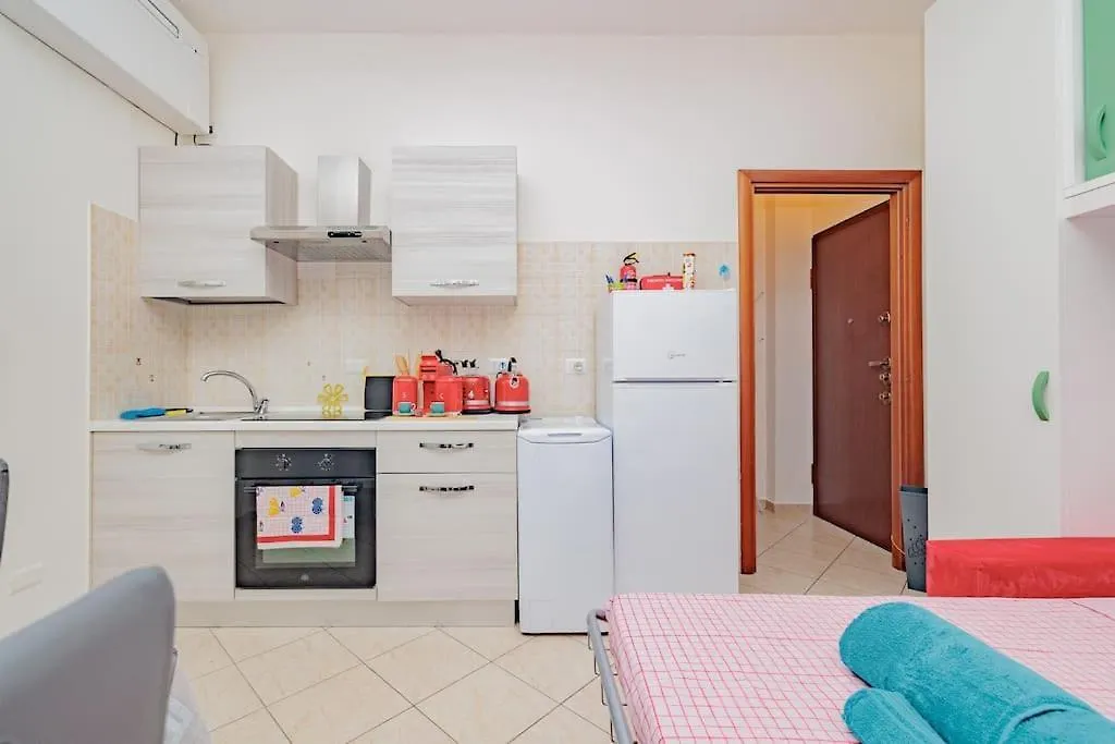 Lovely Apartment - 15 Minutes To Duomo Milan Italy
